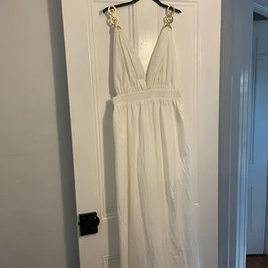 White chain detail maxi dress
